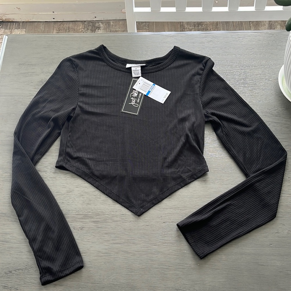 Polly and Esther Black Crop Top.  Size : M